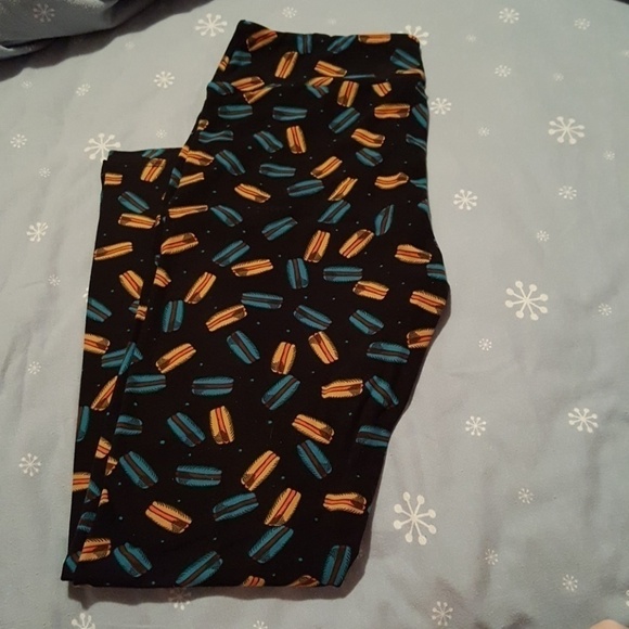 Lularoe TC macaroon leggings. NWOT - Picture 2 of 3